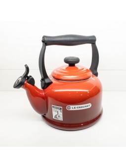 Le Creuset Bouilloire...